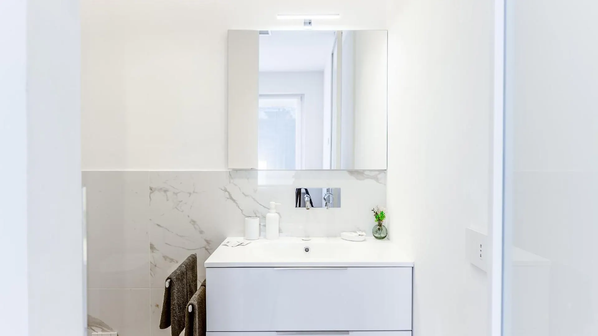Appartamenti In Centro - Biancospino Apartments Milano Italia
